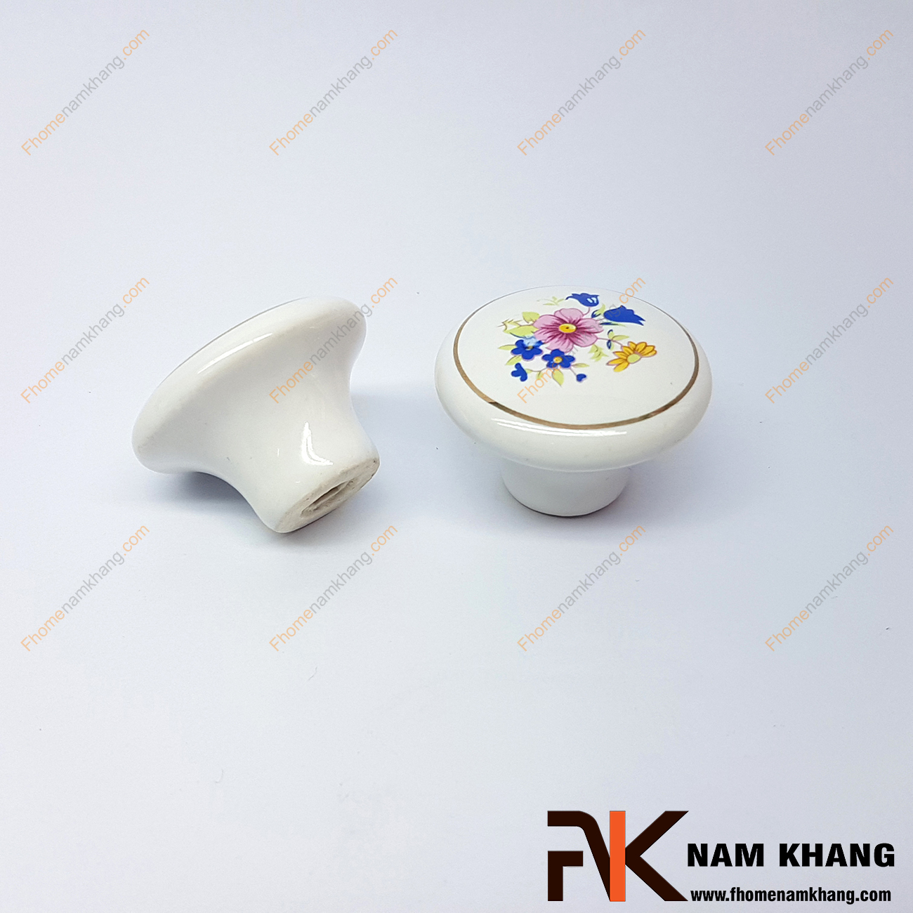 Núm nắm tủ sứ NK302 là một dạng núm nắm tủ bằng sứ trắng rất quen thuộc.