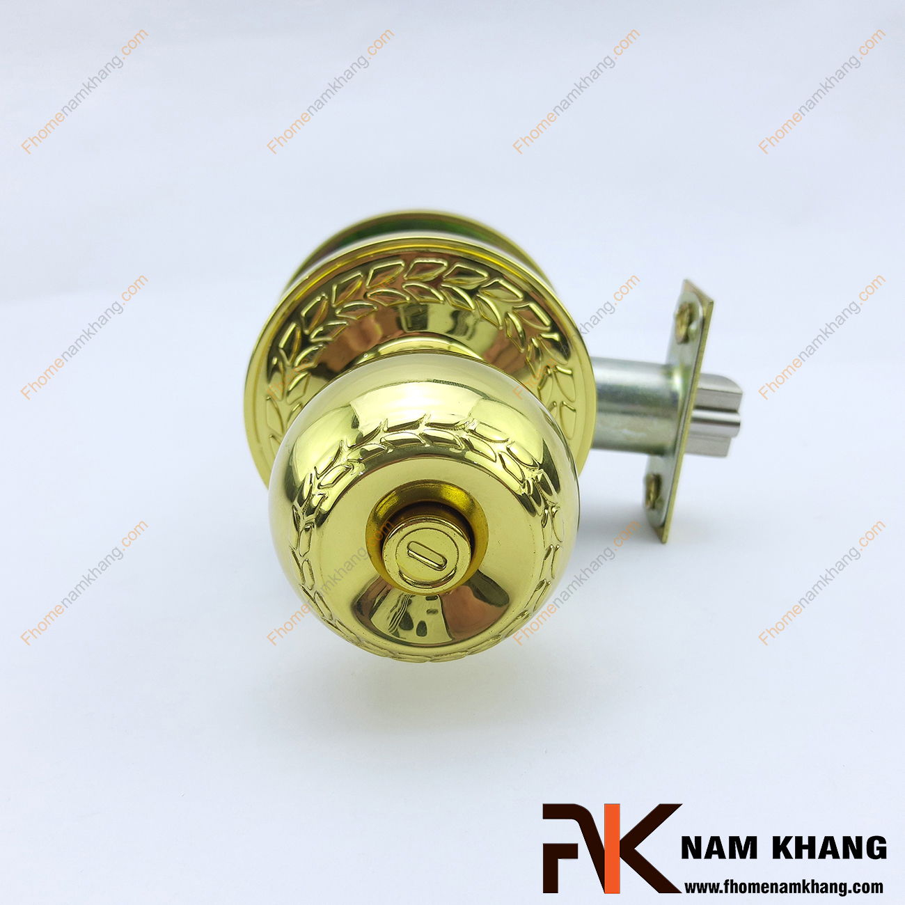Khóa tay nắm tròn màu vàng bóng NK430KTYALE-V được sản xuất từ chất liệu cao cấp, có độ bền cao và kết cấu bền chặt.