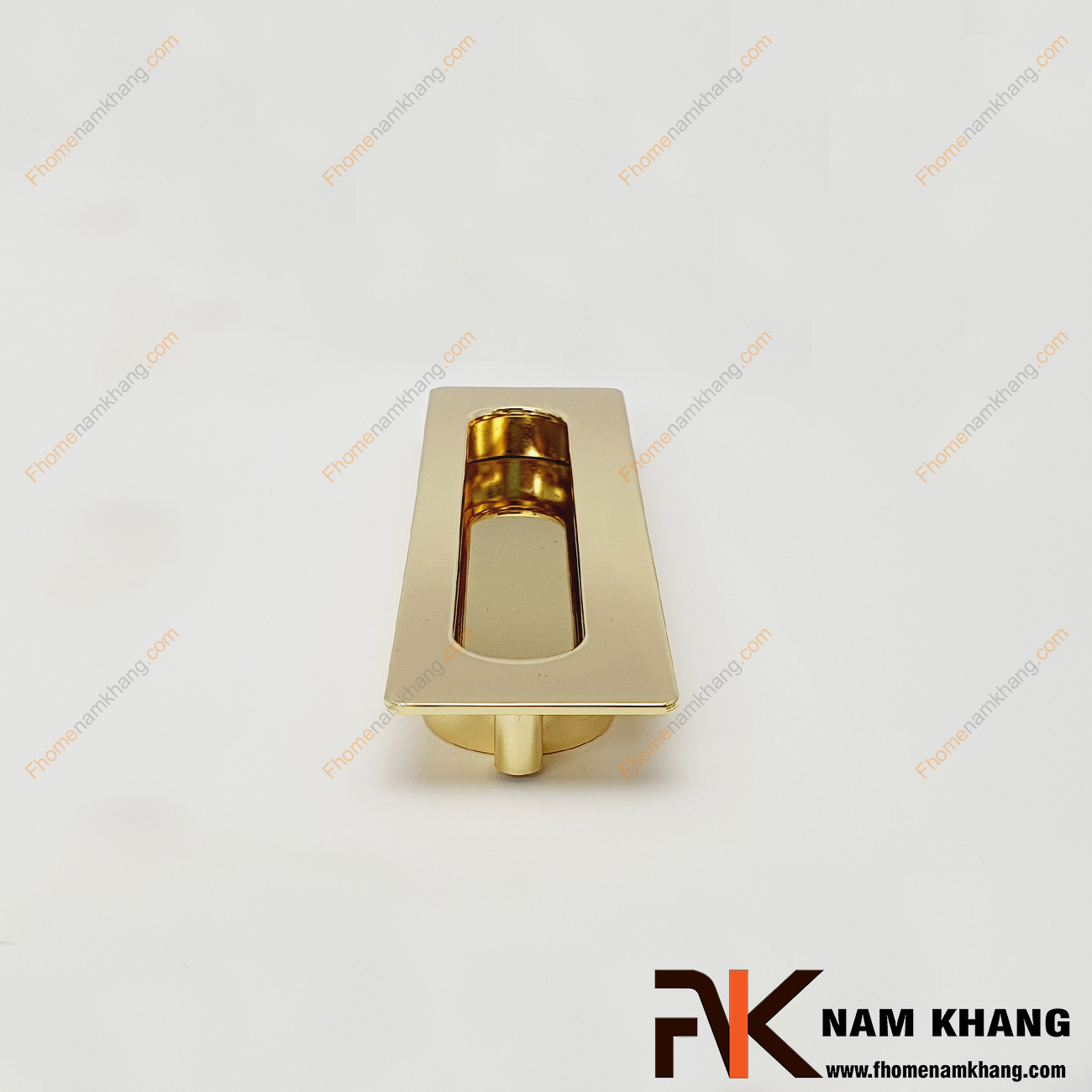 Tay nắm âm tủ màu vàng bóng NK356-V là loại tay nắm chuyên dùng cho các loại tủ đặt ở những nơi có không gian hạn chế hoặc dùng để nâng cao tính thẫm mỹ của sản phẩm