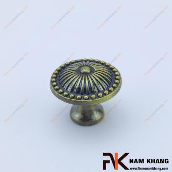 Núm cửa tủ hoa cổ điển màu xanh rêu NK048-R