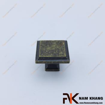 Núm cửa tủ dạng vuông màu đồng cổ NK230-C 