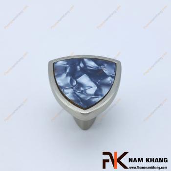 Núm cửa tủ dạng tam giác NK432-X