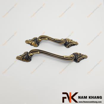 Tay nắm cửa tủ cổ điển bằng đồng NK009D-BCF
