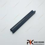 Tay nắm cửa tủ thanh dài màu đen NK001N-DB