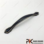 Tay nắm cửa tủ màu đen bóng NK204-128D