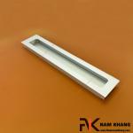 Tay nắm âm tủ màu dạng hộp màu nhôm mờ NK012-N