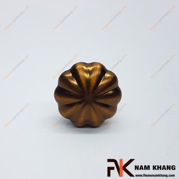Núm nắm cửa tủ xoay tròn NK355-CF 