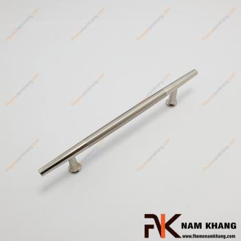 Tay nắm cửa tủ mạ trắng bạc NK357-B 