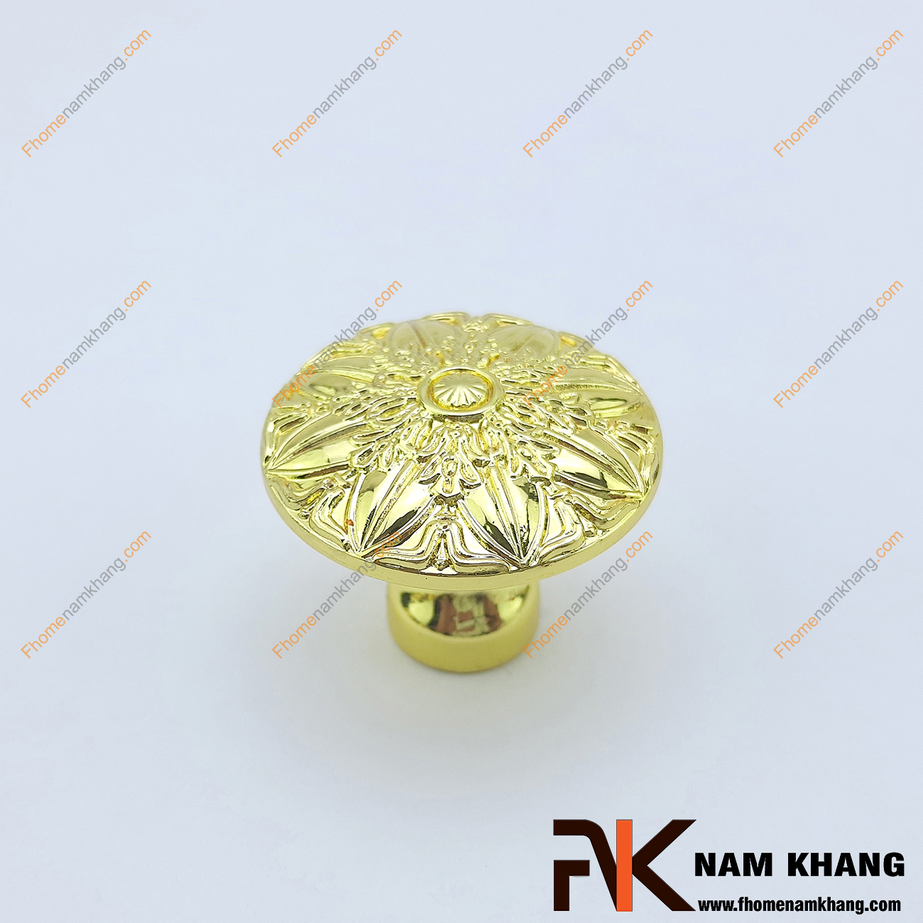 Núm nắm tủ hoa cổ điển NK142-V là sản phẩm núm nắm tủ đặc trưng chuyên dùng cho các dòng tủ bếp, ngăn kéo, ngăn bàn, tủ nội thất.