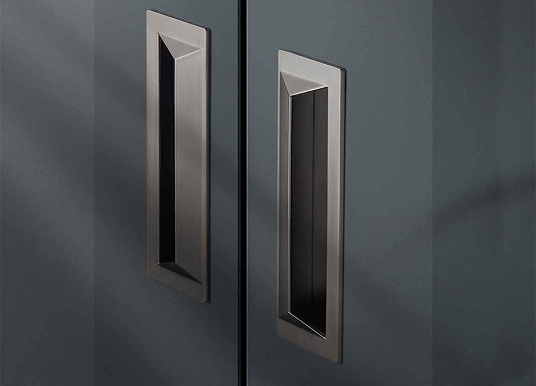 Bạn đang có kiểu hoạch xây dựng hoặc cải tạo nhà bếp? Đừng chỉ tập trung vào những thiết bị đắt tiền, bởi chính những chi tiết nhỏ như tay nắm tủ mới thực sự tạo nên điểm nhấn cho không gian.