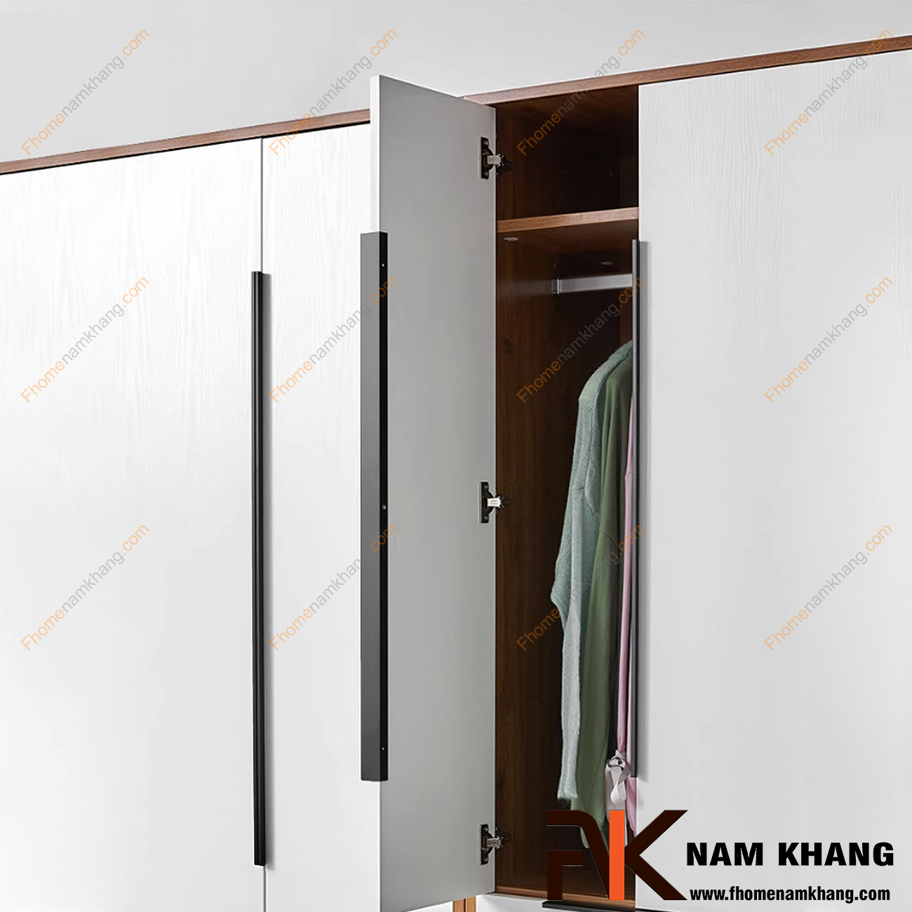 Tay nắm tủ