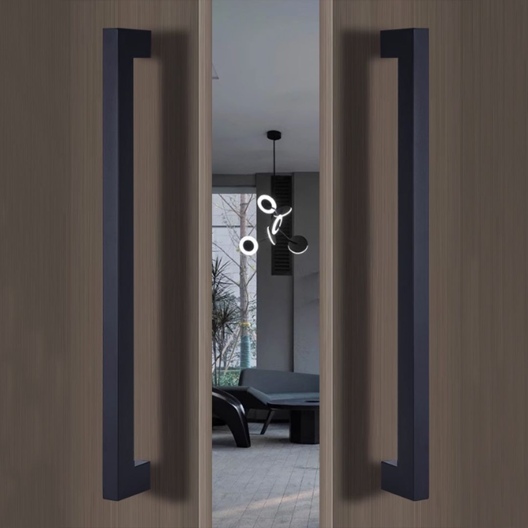 F-Home Nam Khang cung cấp đa dạng mẫu tay nắm cửa từ hiện đại đến cổ điển:
