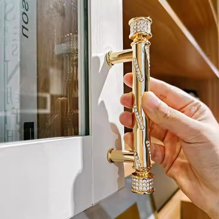 Tay nắm tủ cao cấp NK440