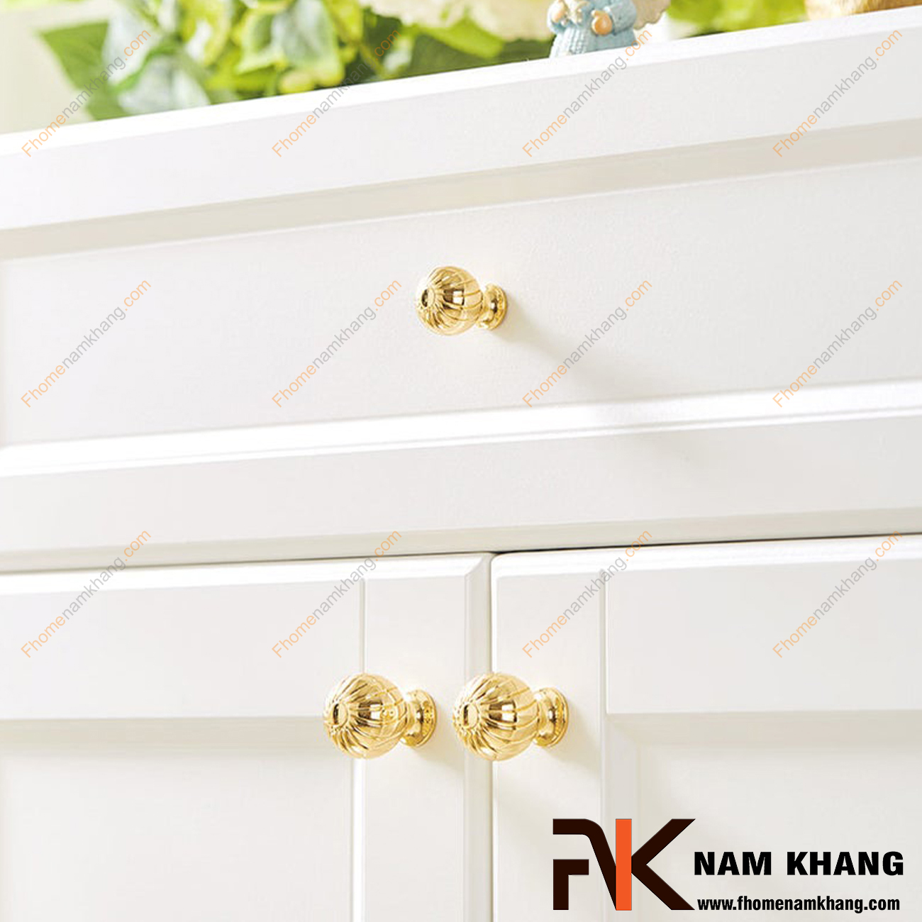Tay nắm tủ hợp kim