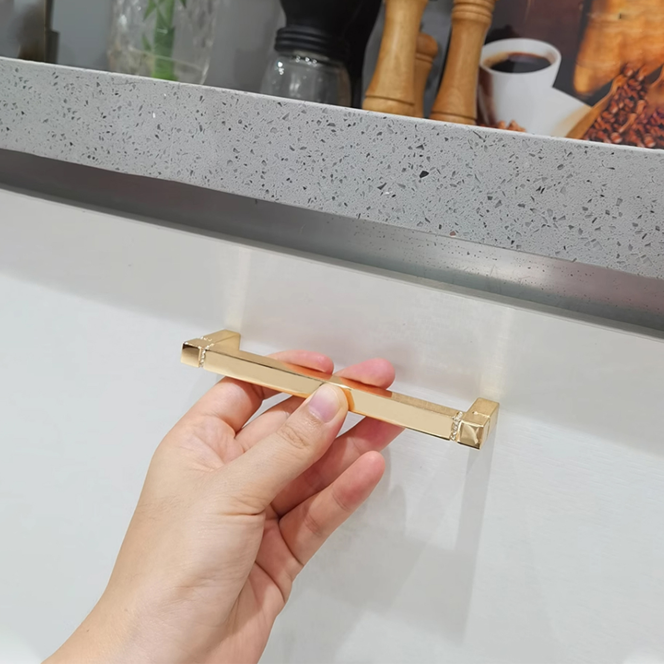 Tay nắm tủ cao cấp NK439V