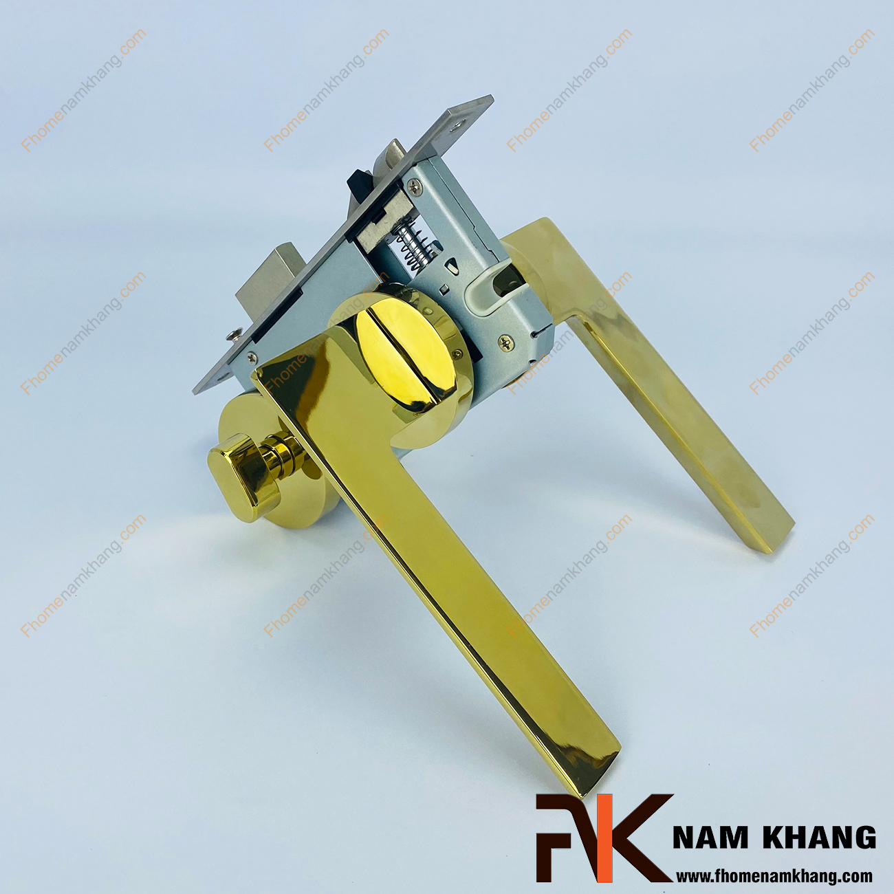 Khóa cửa phân thể bằng inox màu vàng bóng NK478M-V có thiết kế phần ốp khóa và tay gạt riêng biệt, khá nhỏ gọn và tạo được sự nổi bật độc đáo của một dòng khóa cửa.