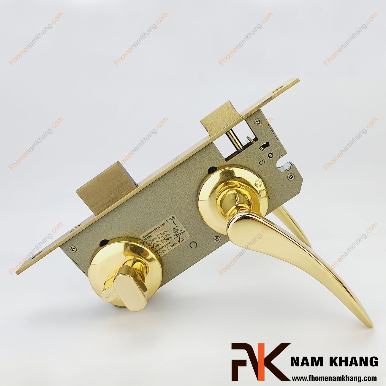 Khóa cửa phân thể bằng đồng cao cấp màu vàng bóng NK550-24K có thiết kế phần ốp khóa và tay gạt riêng biệt, nhỏ gọn và tạo được sự nổi bật độc đáo.