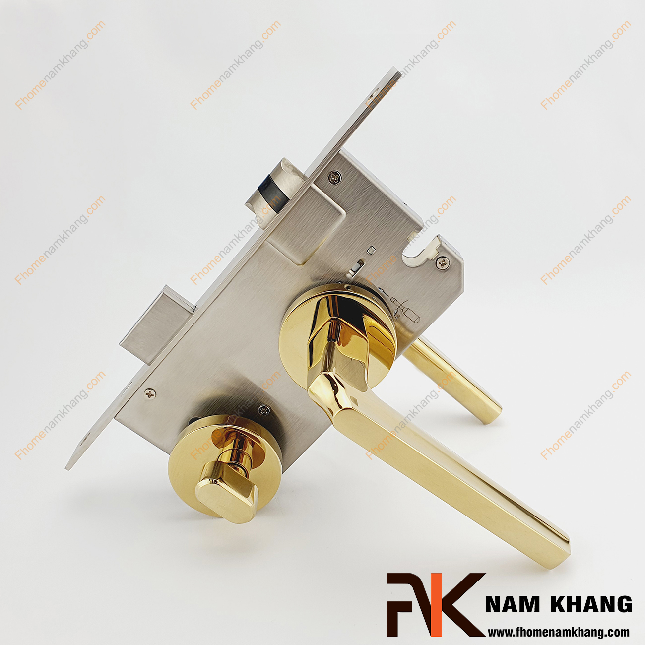 Khóa cửa phân thể bằng hợp kim cao cấp NK575-PVD có thiết kế phần ốp khóa và tay gạt riêng biệt, khá nhỏ gọn và tạo được sự nổi bật độc đáo của một dòng khóa cửa.