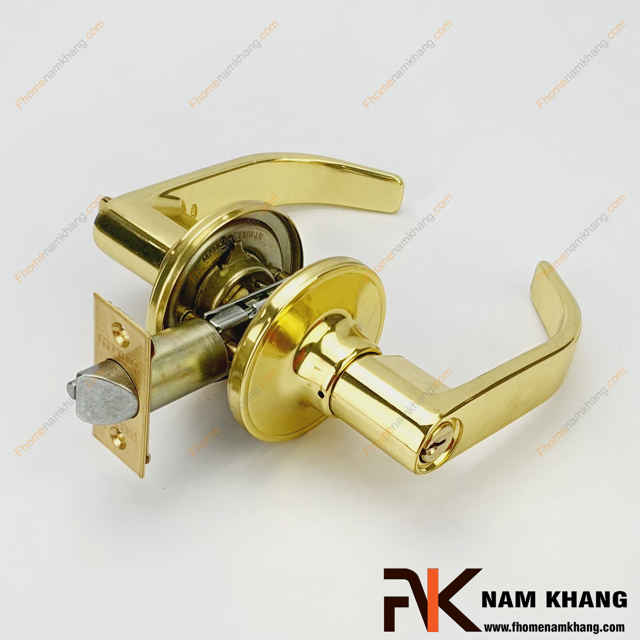Khóa cửa tay gạt cao cấp màu vàng bóng NK501-VC bao gồm 2 đầu, 1 đầu vặn chốt và 1 đầu dùng chìa, dùng cho cửa phòng, cửa nhà vệ sinh,...