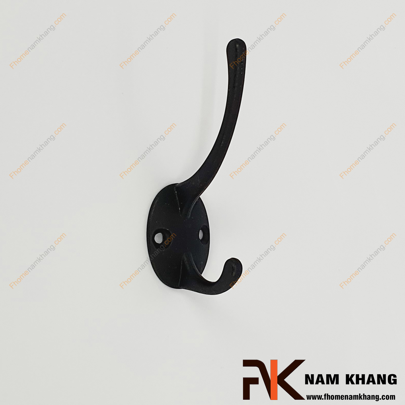 Móc gắn tường đế tròn màu đen NK119-D là một dạng móc treo dạng dẹp nhỏ gọn, tiện lợi, các góc cạnh bo tròn mang độ an toàn và thẩm mỹ cao.