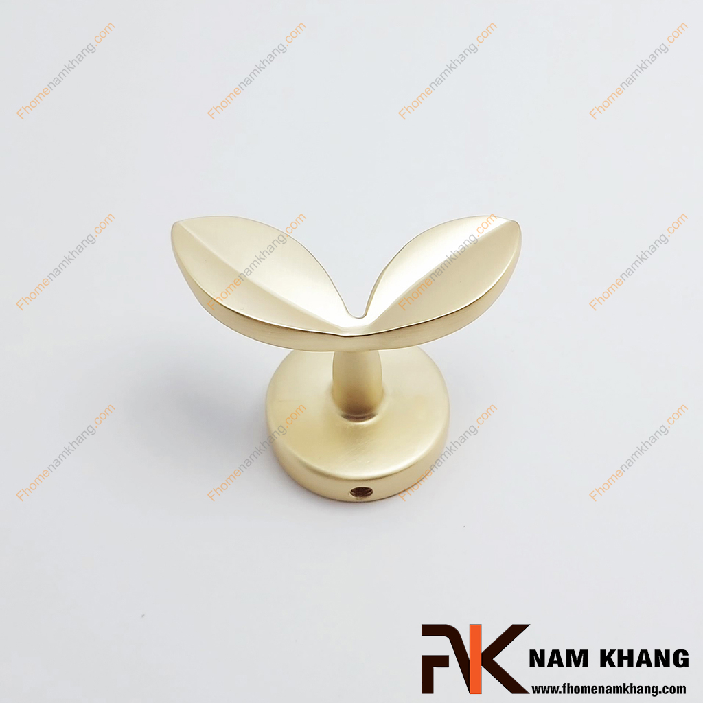 Móc treo tường hình lá màu vàng mờ NK124HL-VM - Phần đầu móc được thiết kế mô phỏng hình hai chiếc lá tạo cảm giác mềm mại, thanh lịch nhưng vẫn độc đáo. 