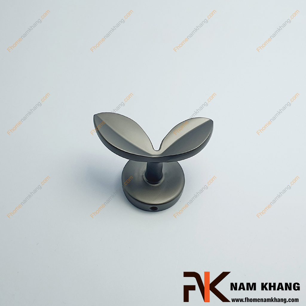 Móc treo tường hình lá màu xám NK124HL-X - Phần đầu móc được thiết kế mô phỏng hình hai chiếc lá tạo cảm giác mềm mại, thanh lịch nhưng vẫn độc đáo
