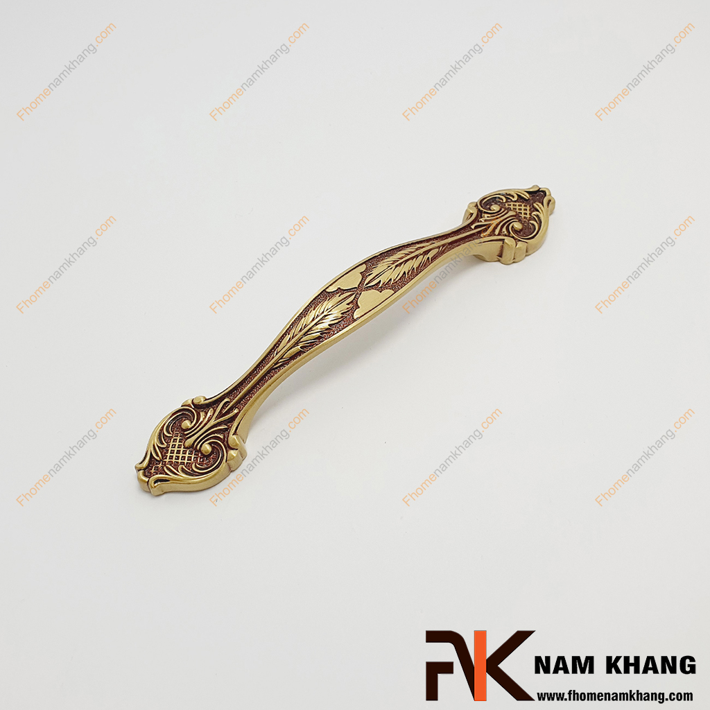 Tay nắm cửa tủ đồng vàng cao cấp họa tiết bông lúa NK497D-RC-V - dòng tay nắm tủ cao cấp với sự phối hợp thẩm mĩ của nhiều dạng hoa văn cổ điển, hoàng gia, cung điện