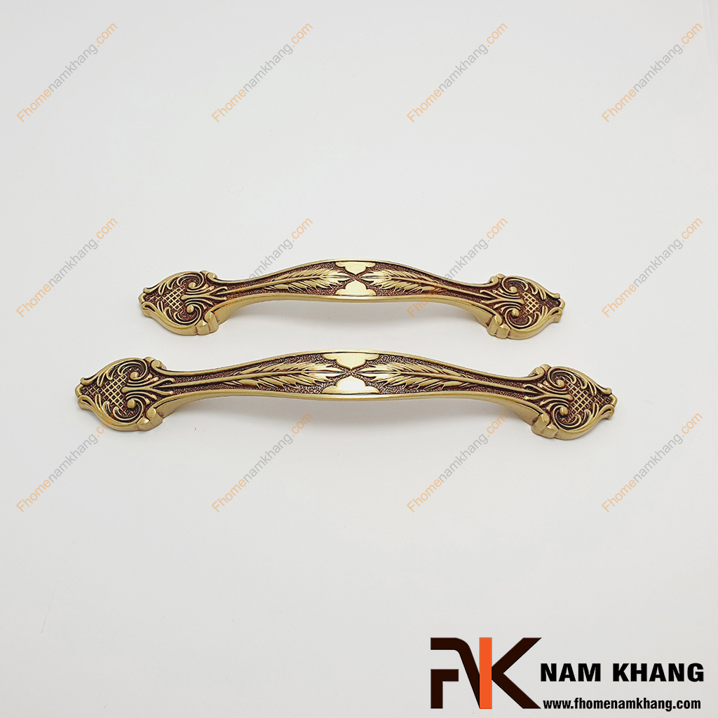 Tay nắm cửa tủ đồng vàng cao cấp họa tiết bông lúa NK497D-RC-V - dòng tay nắm tủ cao cấp với sự phối hợp thẩm mĩ của nhiều dạng hoa văn cổ điển, hoàng gia, cung điện