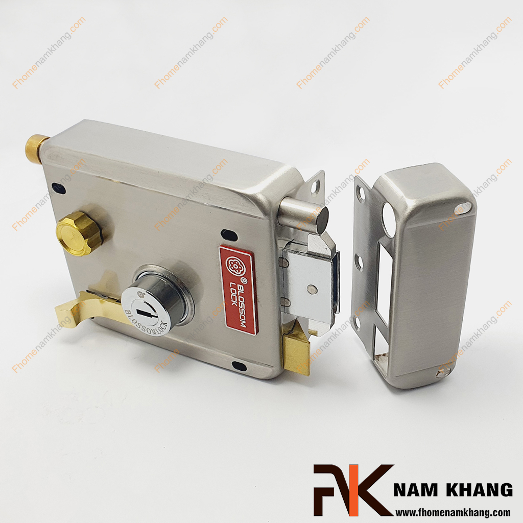 Khóa cổng cao cấp sử dụng được cho cửa lùa NK583KC-2LM là dòng khóa hộp được sử dụng trên các dạng cửa cổng sắt, nhôm, inox hoặc các chất liệu gỗ.
