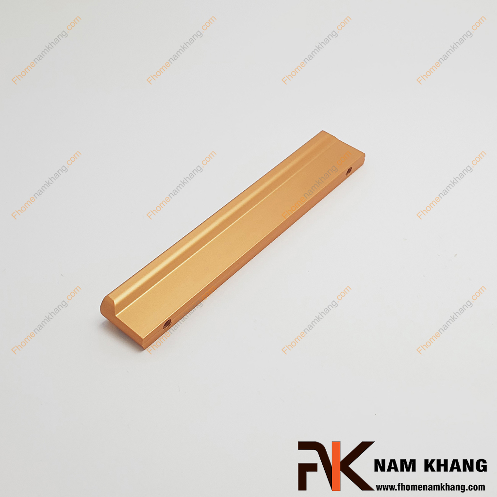 Tay nắm tủ thanh dài màu vàng NK406L-VB mẫu tay nắm cửa tủ dáng thanh thẳng, hoàn thiện với màu vàng hiện đại.