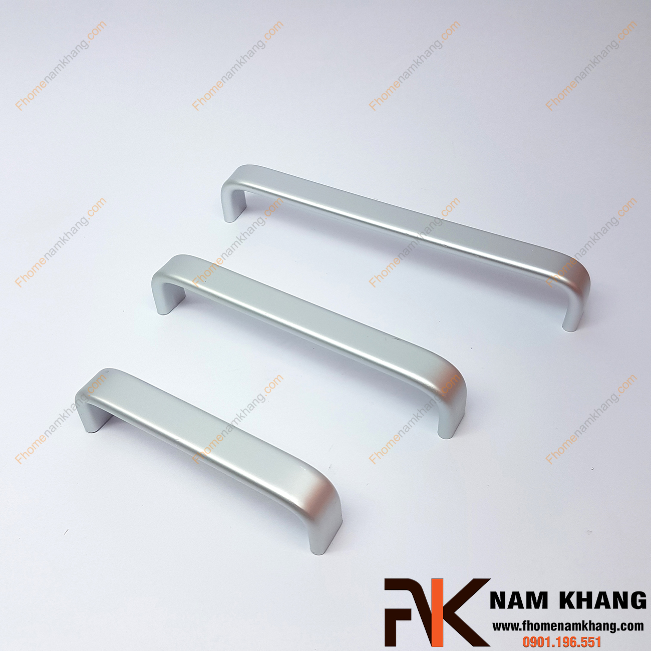 Tay nắm tủ giá rẻ không chỉ giúp bạn tiết kiệm chi phí mà còn mang đến nhiều lợi ích thiết thực cho không gian sống của bạn. Hãy cùng tìm hiểu về tay nắm tủ giá rẻ qua bài viết dưới đây nhé!