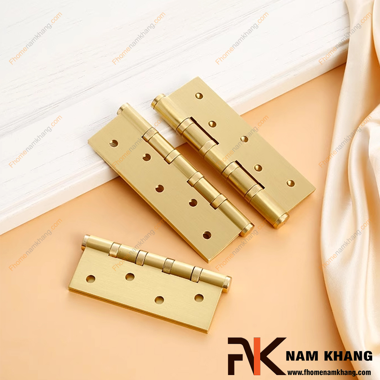 Bản lề cửa