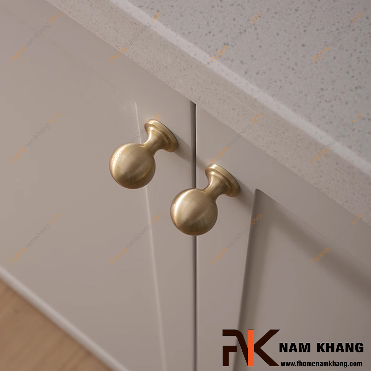 Núm tay nắm tủ