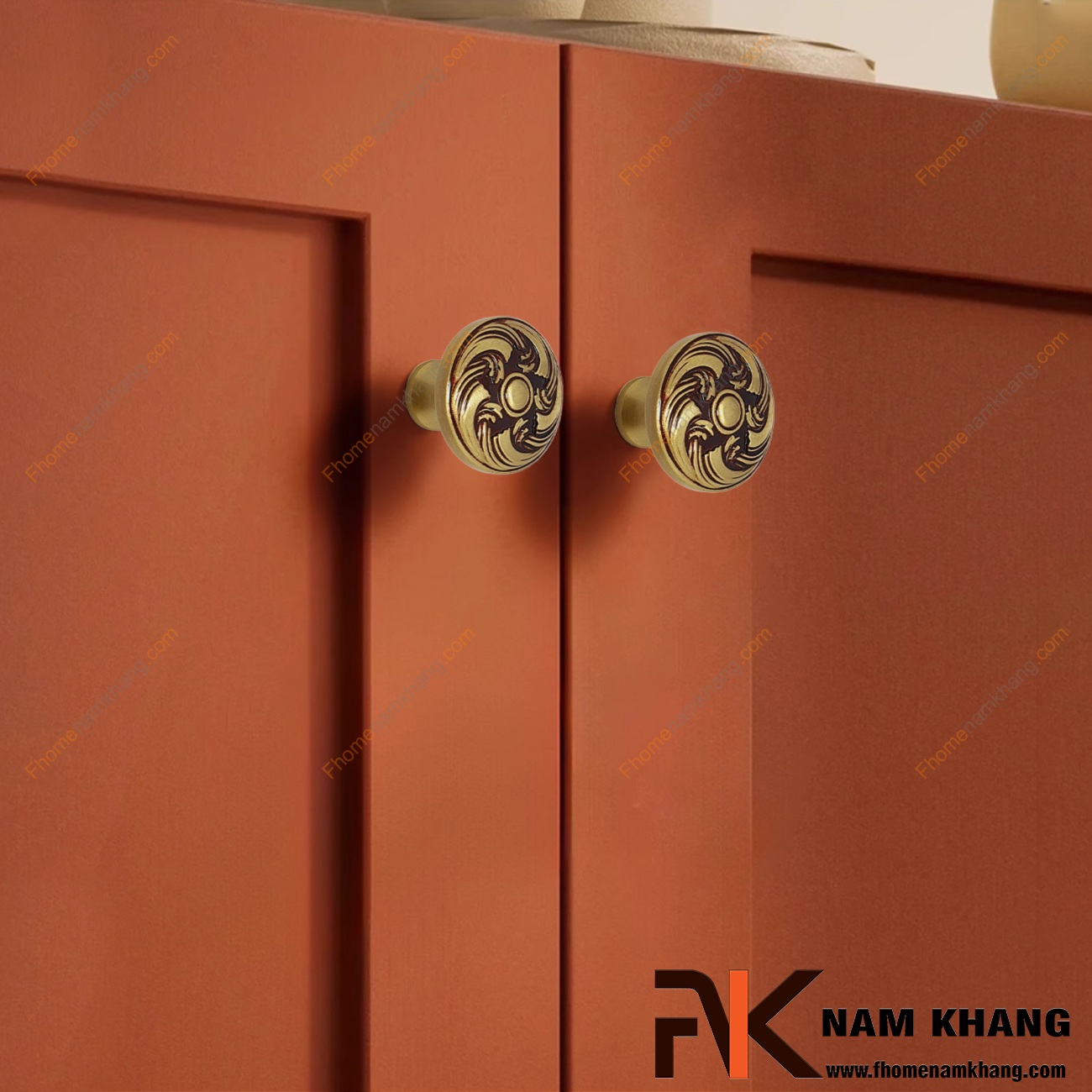 Núm tay nắm tủ