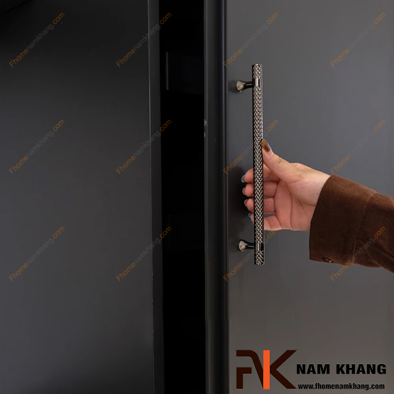 Tay nắm tủ hợp kim