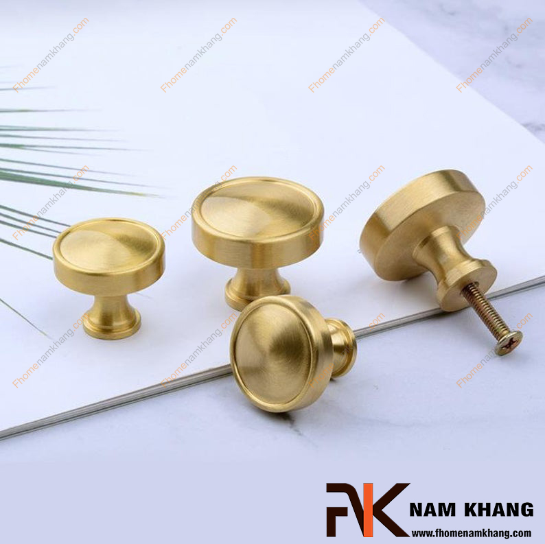 Núm tay nắm tủ