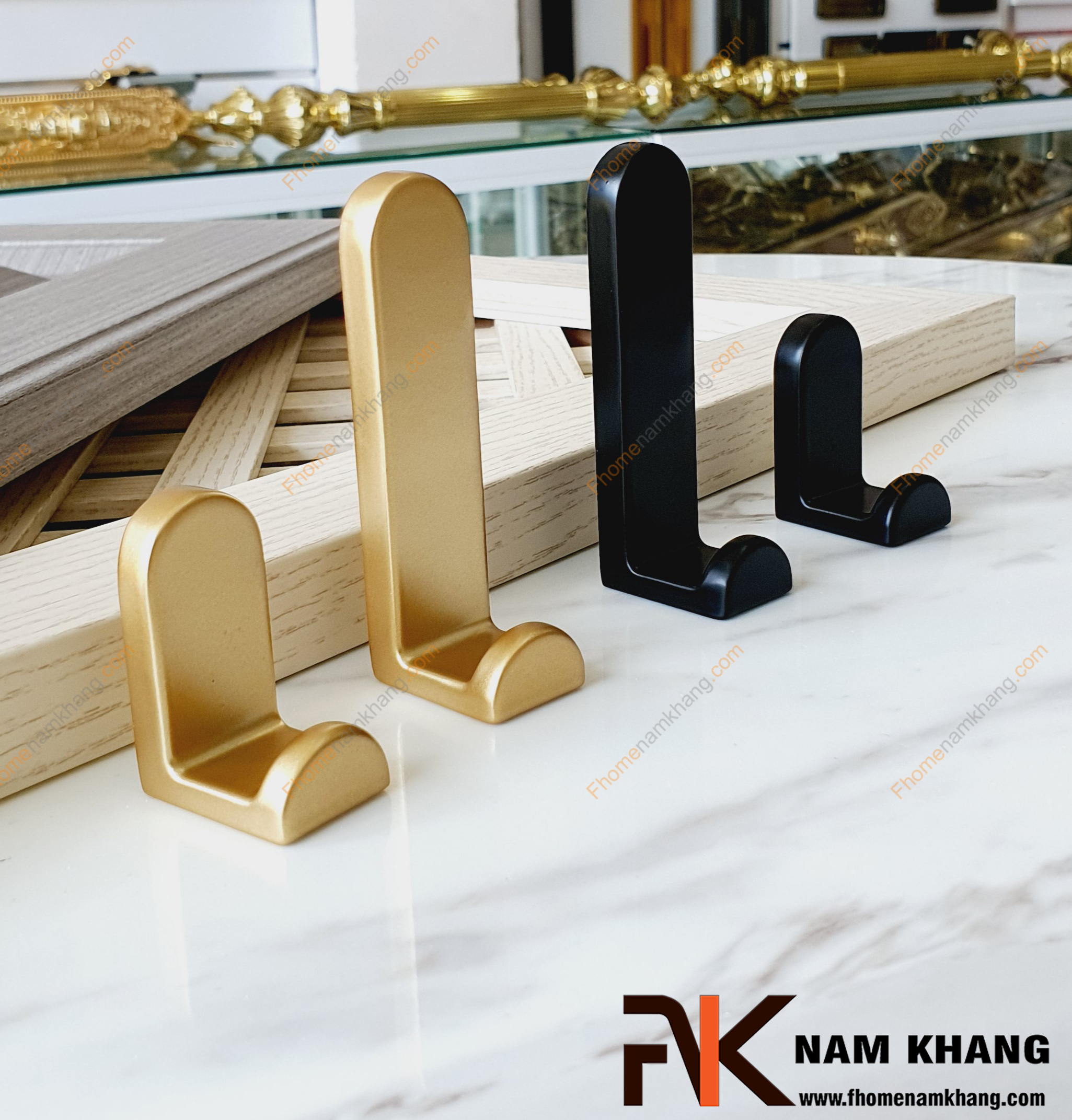 Móc treo tường dạng đứng NK121L