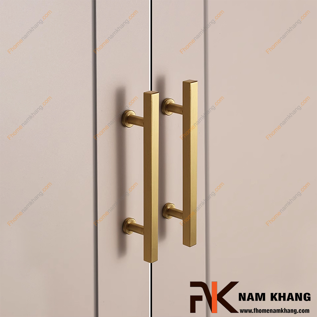 Tay nắm tủ