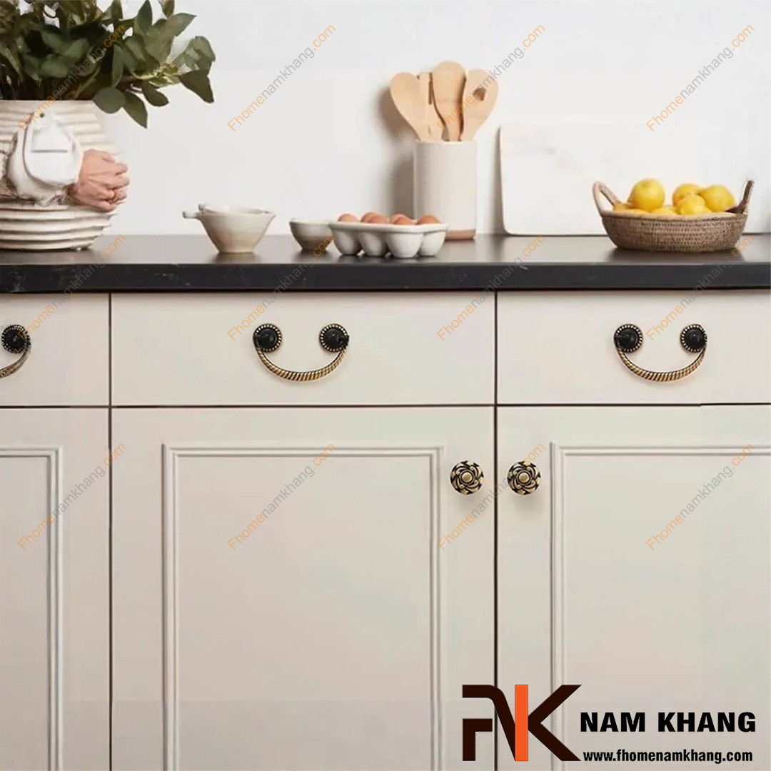 Tay nắm tủ bếp