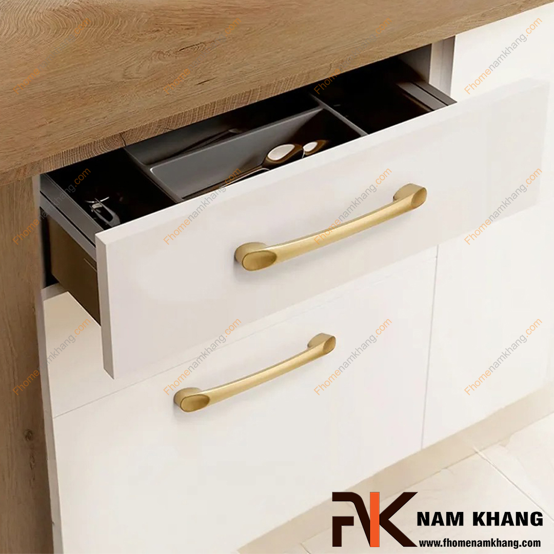 Tay nắm tủ bếp