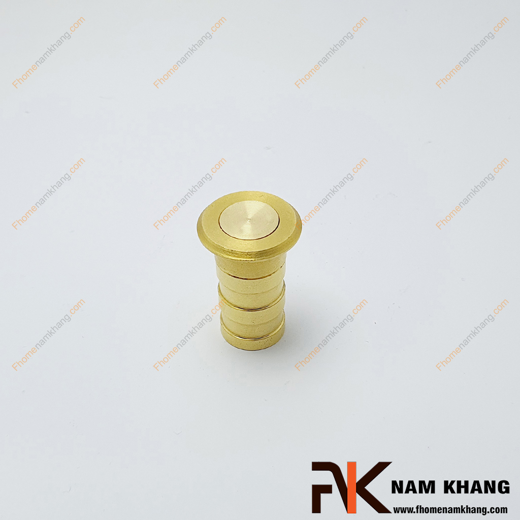 Hố chặn cát âm hợp kim NKA001V-13NCA  - Chặn cát chốt âm hợp kim nhôm được thiết kế với kiểu dáng nhỏ gọn, hiện đại cùng tông màu vàng sang trọng