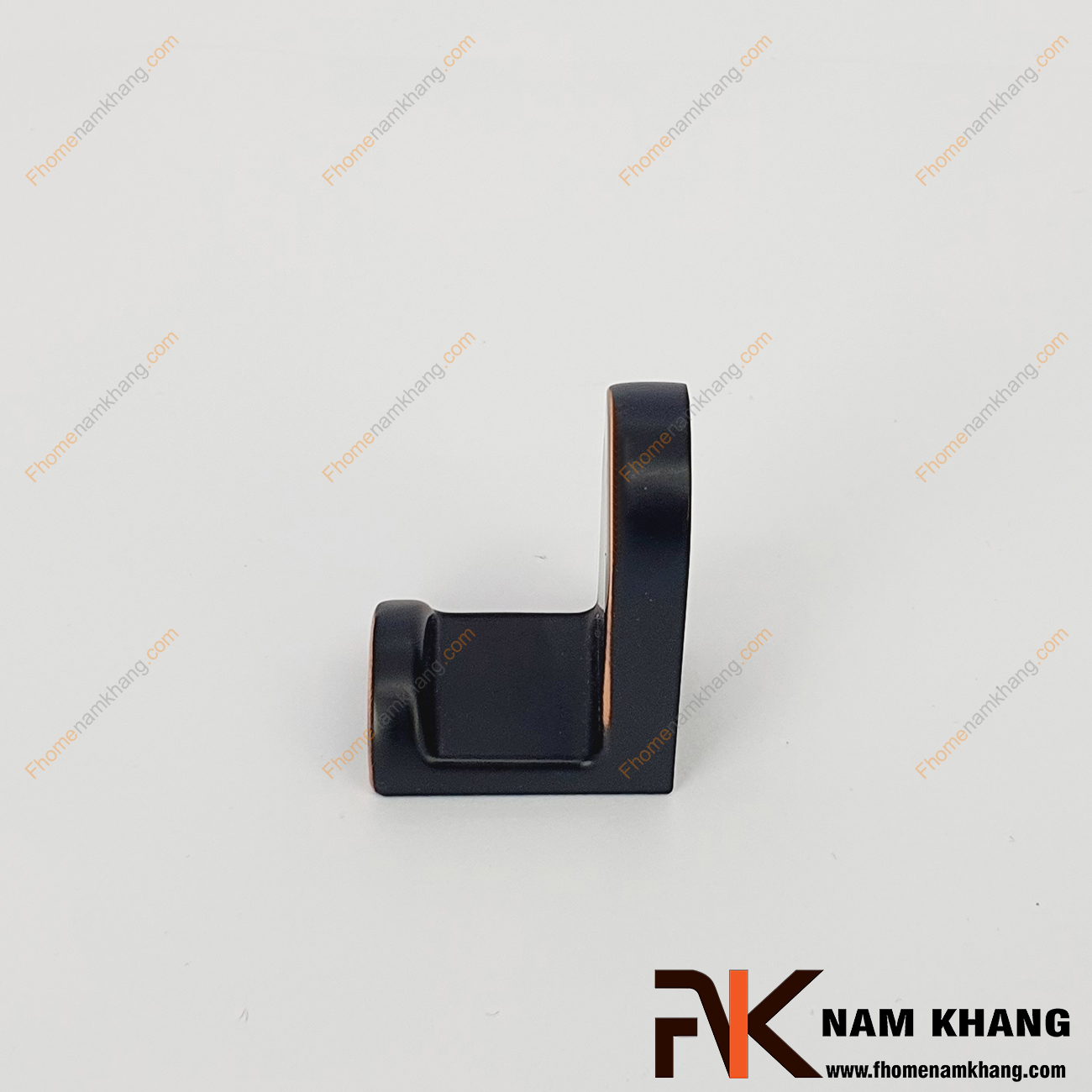 Móc treo tường dạng đứng màu đen NK121L-DH, dòng móc treo kiểu đứng có thiết kế liền khối gồm 2 size lớn nhỏ và có thể lắp ghép thành một bộ