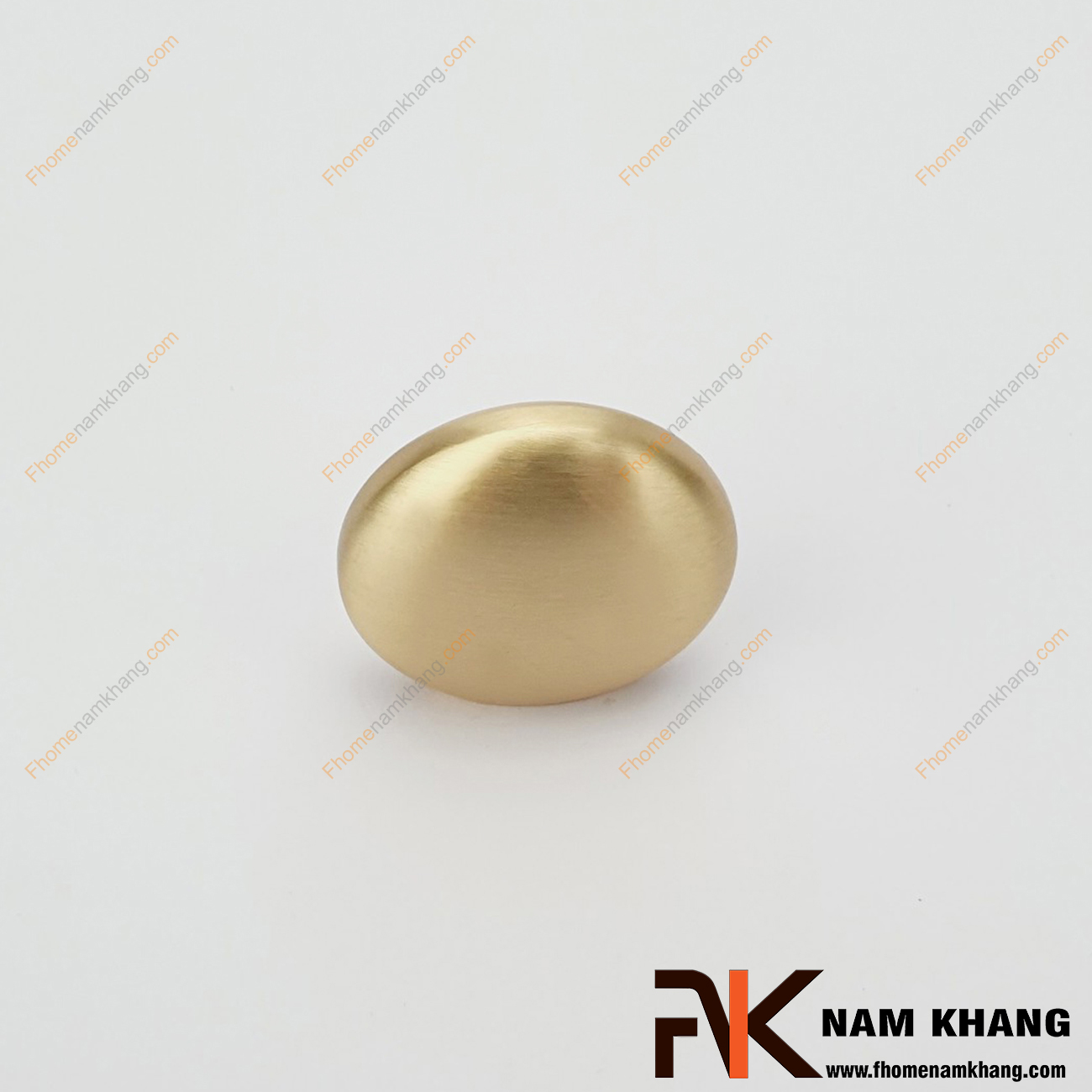  Núm cửa tủ dạng dẹp màu vàng NK211-DVM là sản phẩm chất lượng có công dụng kép, đóng mở cánh cửa tủ và phối hợp trang trí cực đẹp.