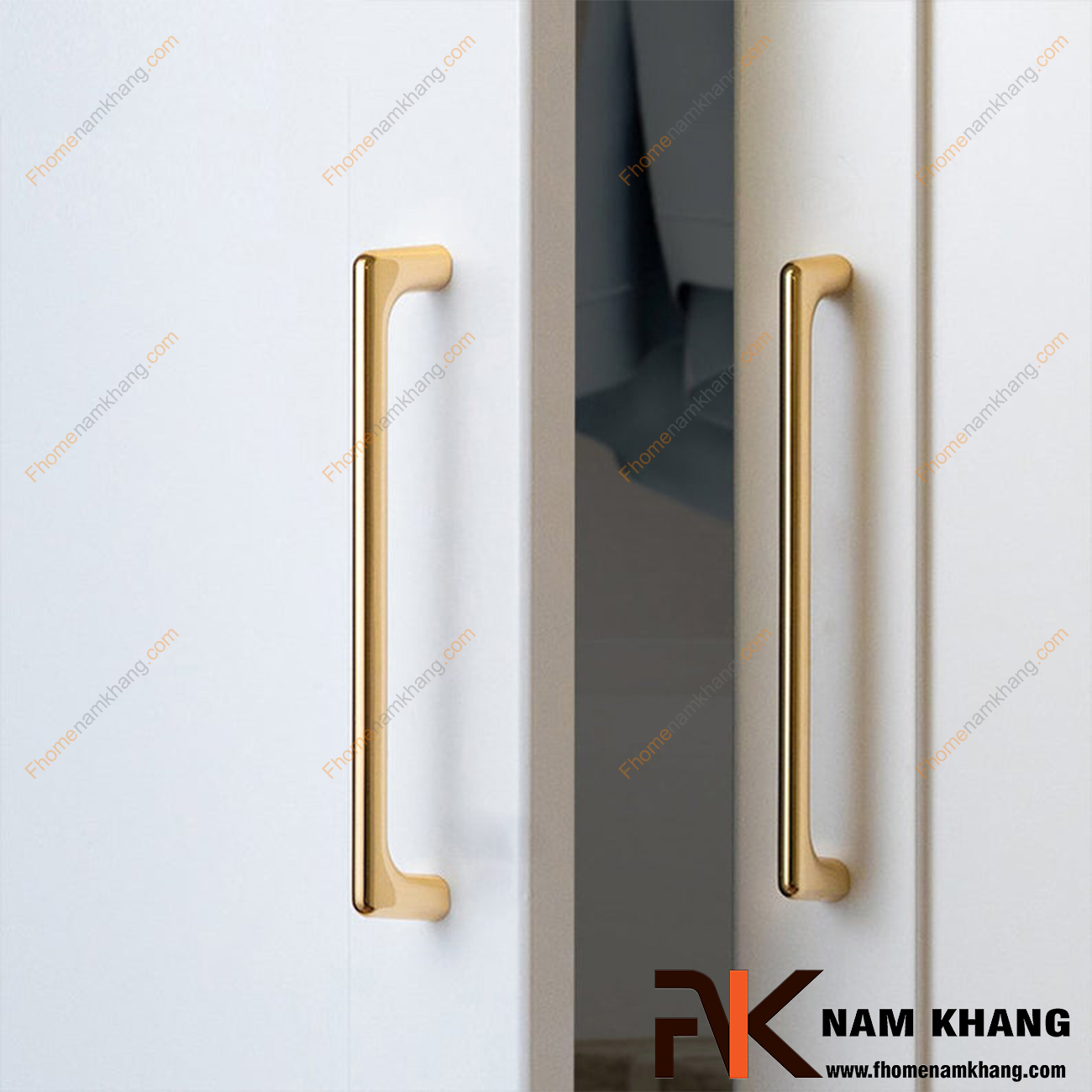 Tay nắm tủ dạng thanh tròn màu vàng NK211-V là dòng tay nắm tủ mang phong cách nhỏ gọn, tiện dụng dạng thanh tròn bằng vật liệu hợp kim cao cấp.