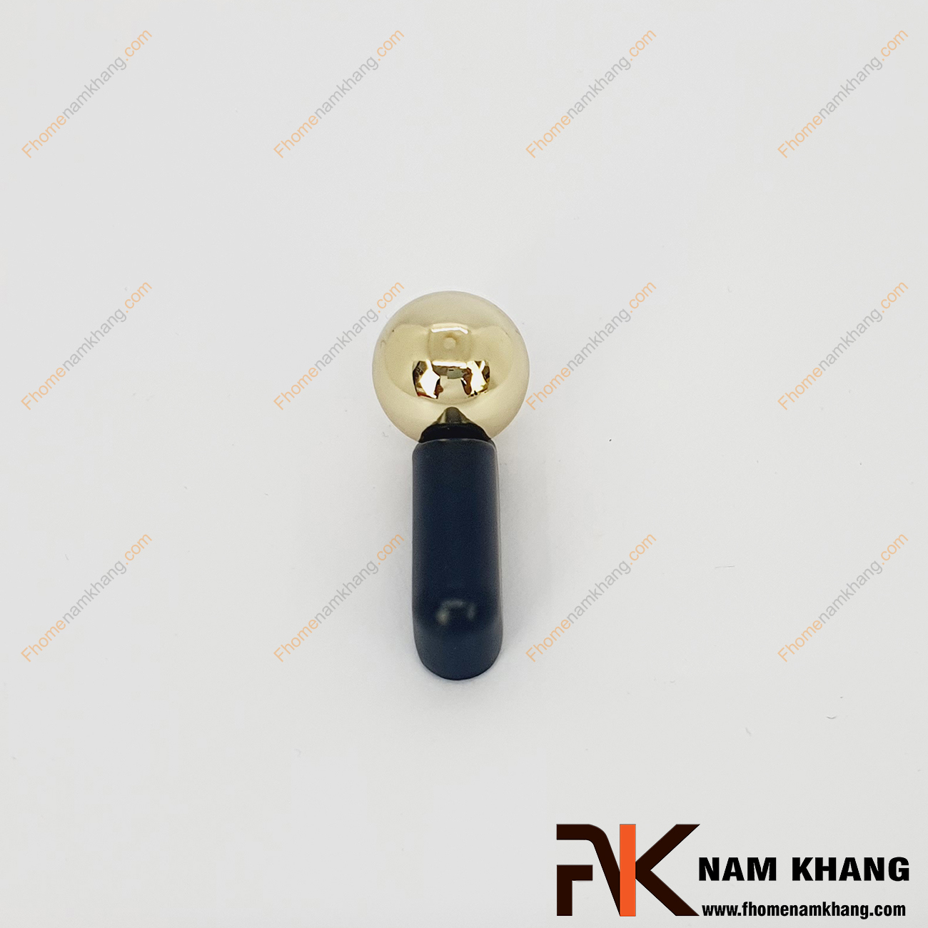 Tay nắm tủ dạng thanh tròn đen phối bi vàng NK393-DV- sản phẩm tay nắm tủ dạng lắp ghép từ 2 phần thanh tròn và viên bi cầu độc đáo