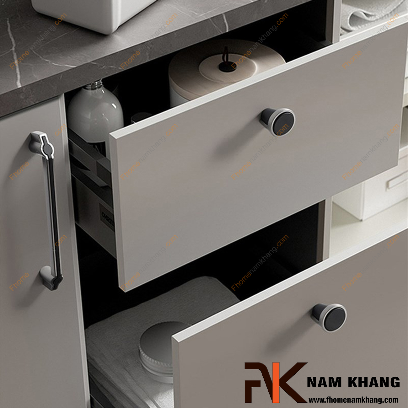 Tay nắm tủ phối hợp đế xám bạc NK398-BGD - dòng tay nắm tủ đặc trưng cho thiết kế tay nắm tủ lắp ghép từ 2 phần riêng biệt