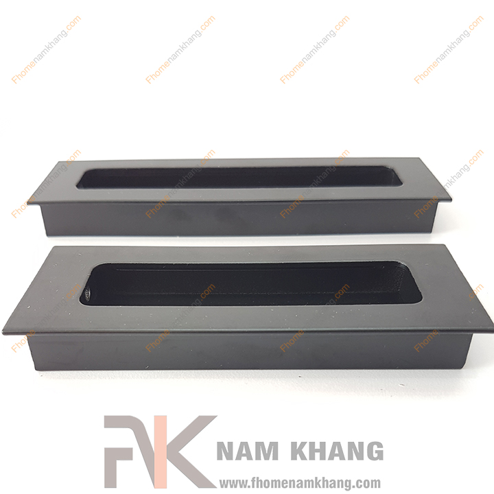Đời sống ngày càng hiện đại, công nghệ kỹ thuật ngày càng phát triển kéo theo nhu cầu cuộc sống của người dân ngày được nâng cao hơn. Hiện nay, để sở hữu một tủ kệ trong không gian nội thất cửa gia đình không còn là chuyện quá khó khăn đối với tất cả mọi người nữa. Thế nhưng mối quan tâm được đặt ra khi sử dụng các sản phẩm tủ kệ tại không gian bị hạn chế là làm sao để không bị vướng hoặc bị va đập vào các loại tay nắm tủ khi di chuyển.